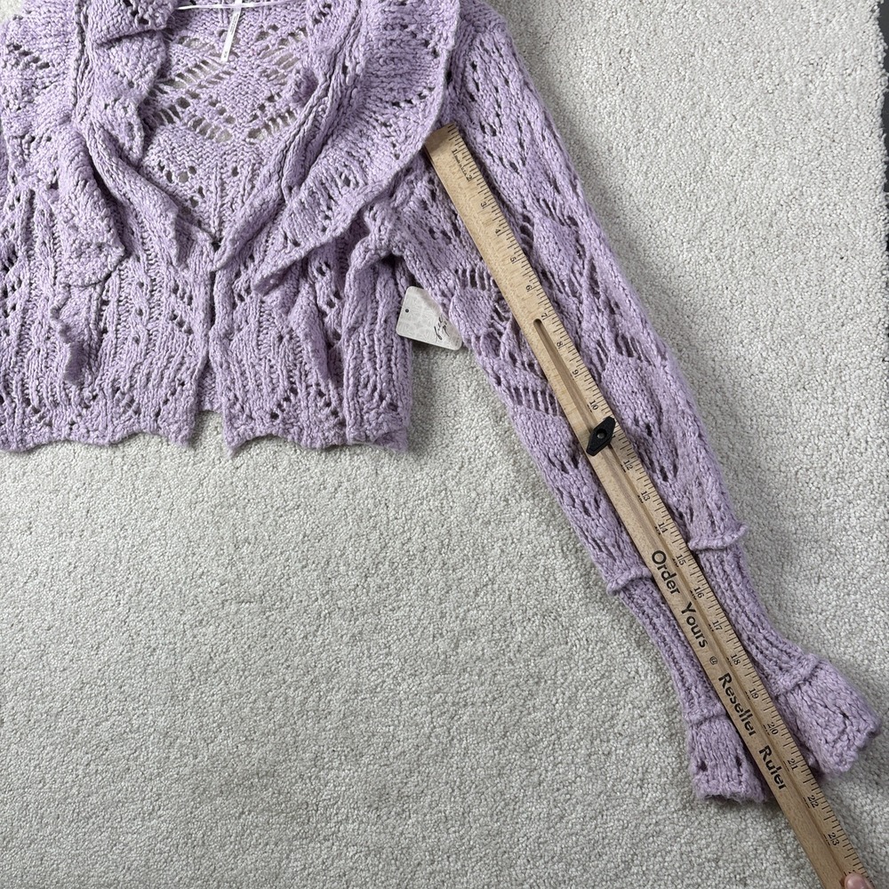 Free People Avery Crop Cardigan Orchid Dust Women's Medium Crochet Purple NWT - Picture 11 of 16